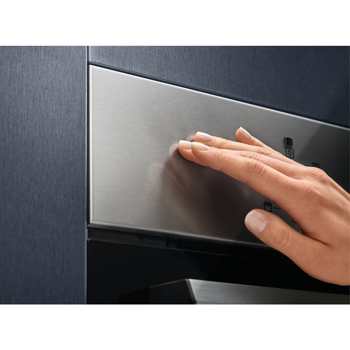 Электрический духовой шкаф Pyrolytic oven Electrolux