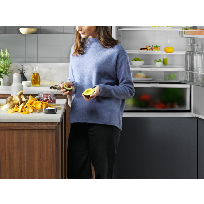 Electrolux - Встраиваемый холодильник с морозильной камерой - ENP7TD75S