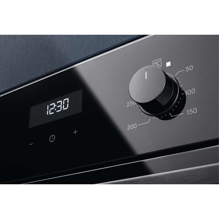 Electrolux - Духова шафа - EOF5C50BZ