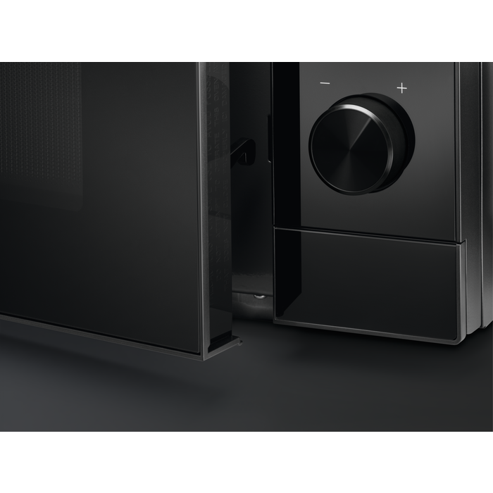 Electrolux - Микроволновая печь - EMZ729EMK