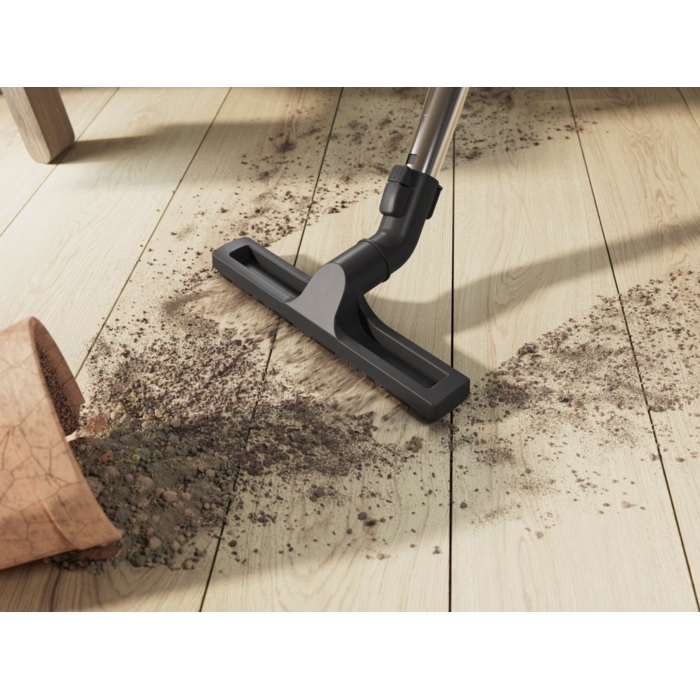 Electrolux - Безмешковой пылесос - EL51C2SW