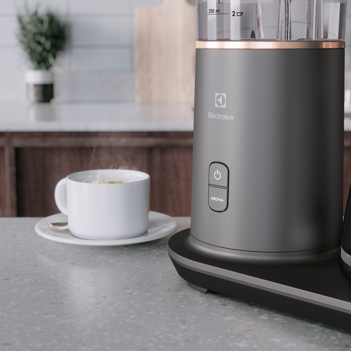Electrolux - Кофемашина - E7CM1-4MTM