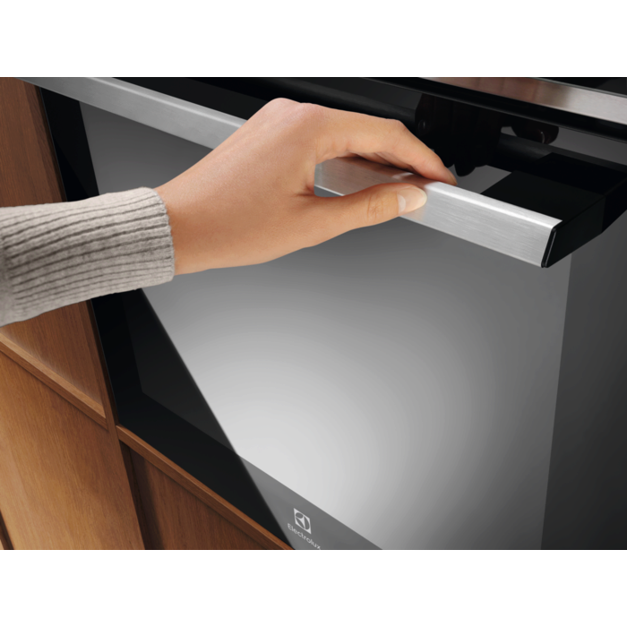 Electrolux - Духовой шкаф с паром - EOB8S38X