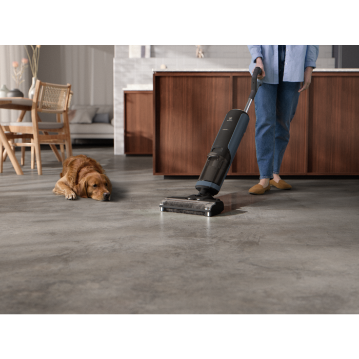 Electrolux - Аккумуляторные пылесосы для сухой & влажной уборки - EW81U3DB