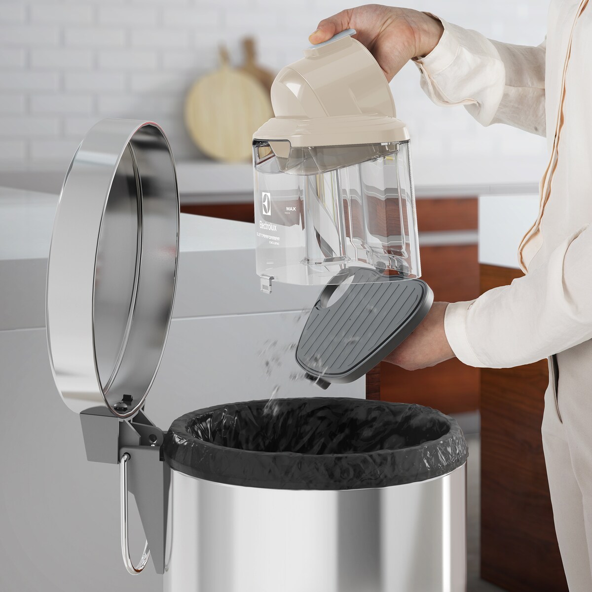Electrolux - Безмішковий пилосос - ESPC74SW