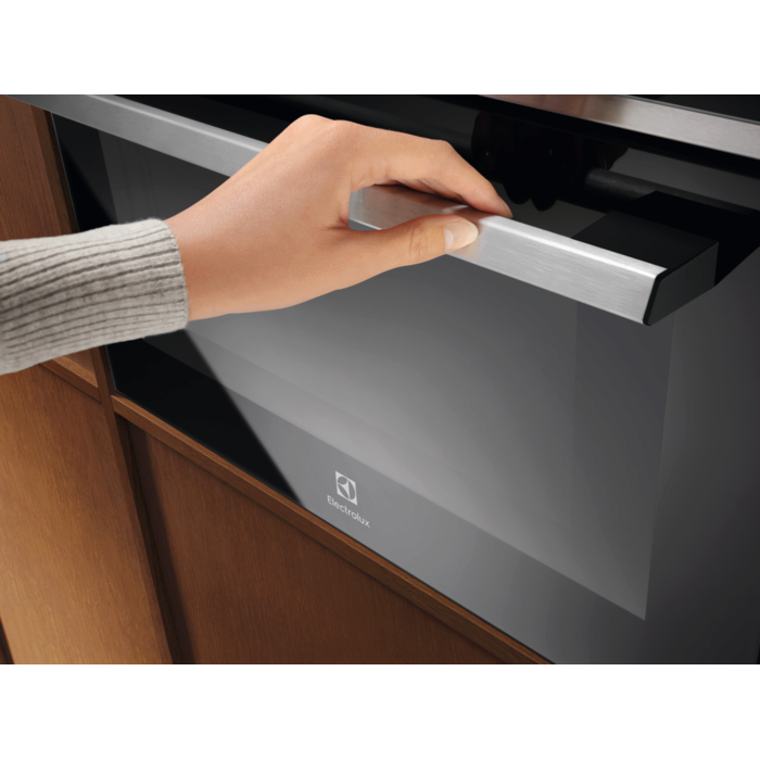 Electrolux - Духова шафа - EVM8E09X