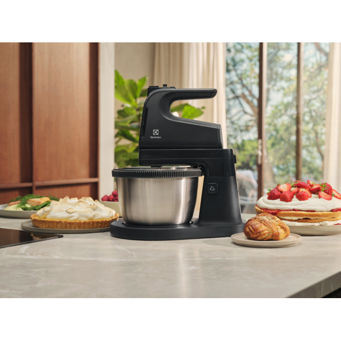 Electrolux - Миксер - ESM4B