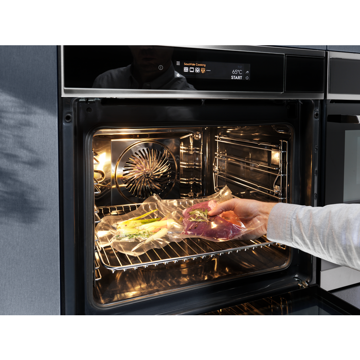 Electrolux - Духова шафа з парою - OKA9S31CX