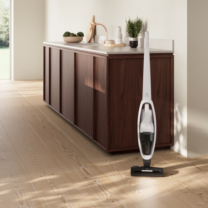 Electrolux - Беспроводной пылесос - ES52CB18SH