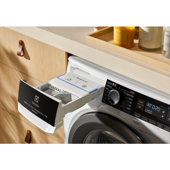 Electrolux - 9 kg washing machine - EW8F1R69SA