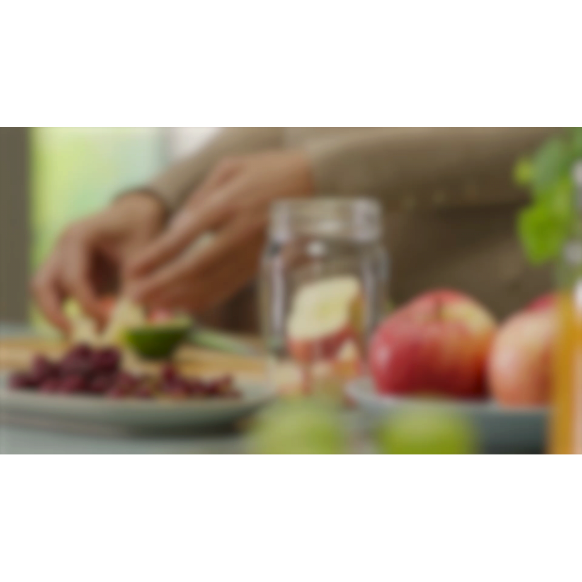 Electrolux - Вбудовуваний холодильник з морозильною камерою - ENP7TD75S