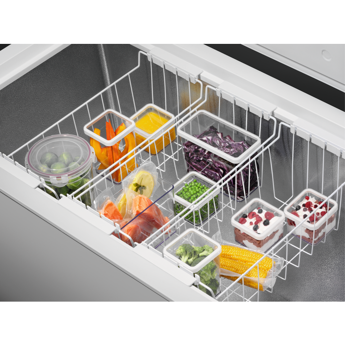 Electrolux - Морозильна скриня - LCB3LF38W0