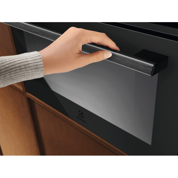 Electrolux - Духовой шкаф - EVM9E2XT