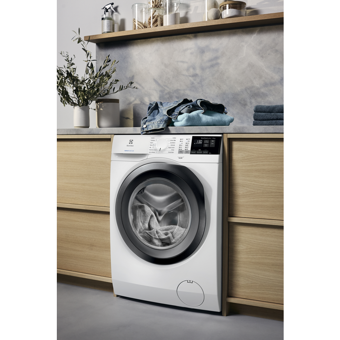 Electrolux - З фронтальним завантаженням - EW6S427BUI
