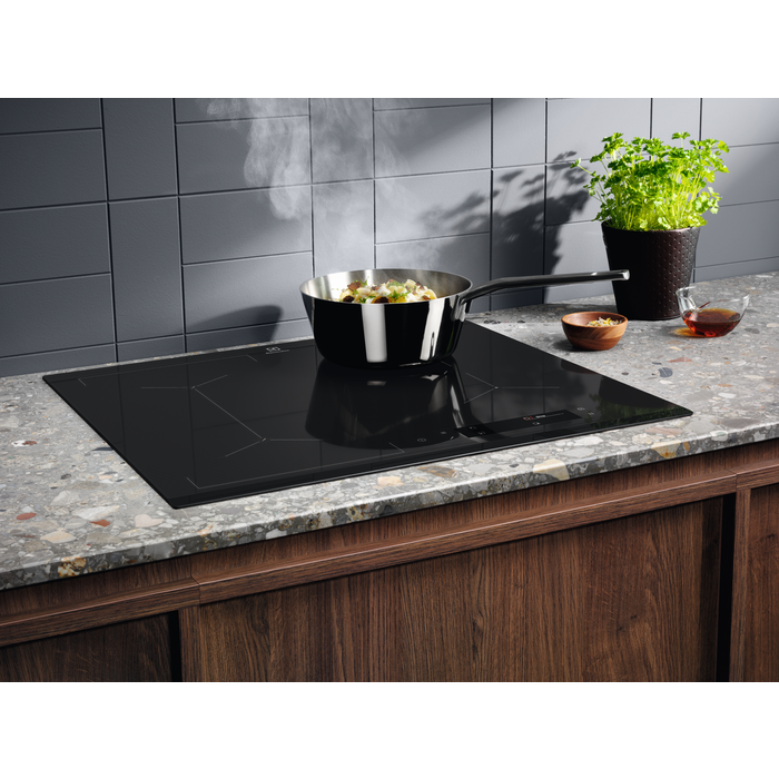 Electrolux - Індукційна - EIS6648