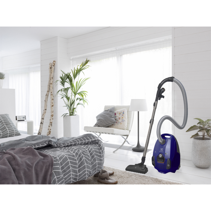 Electrolux - Мешковый пылесос - ESP74DB