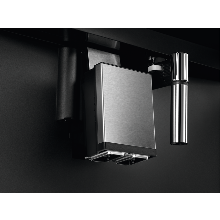 Electrolux - Встроенная кофемашина - KBC85Z