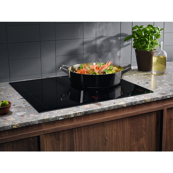 Electrolux - Індукційна - EIS62453