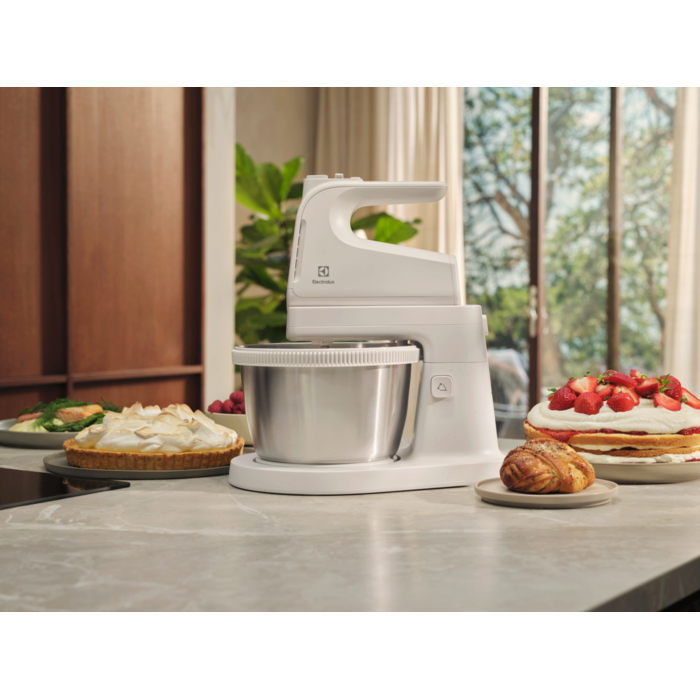 Electrolux - Міксер - ESM4W