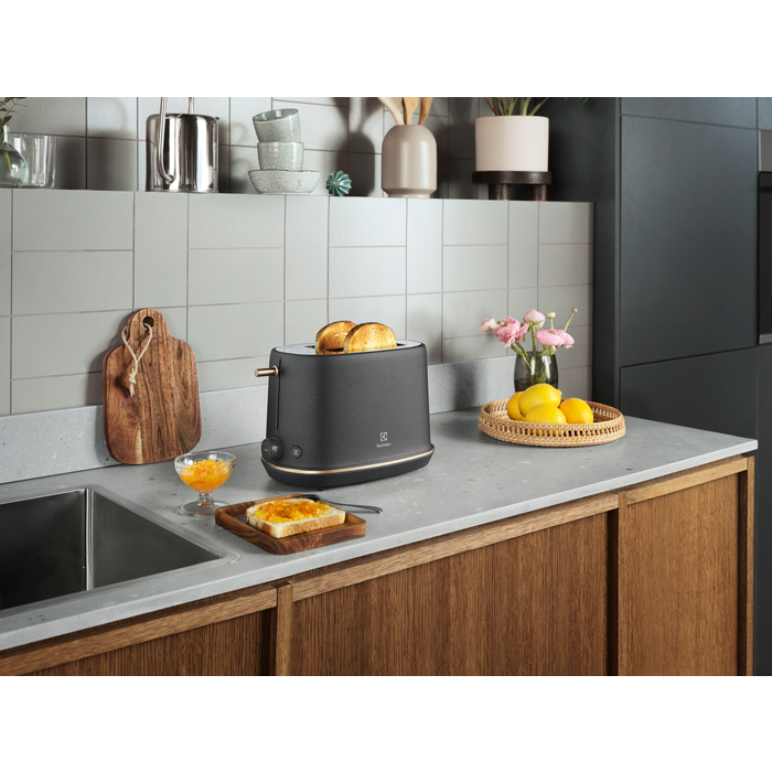 Electrolux - Тостер - E7T1-6BP