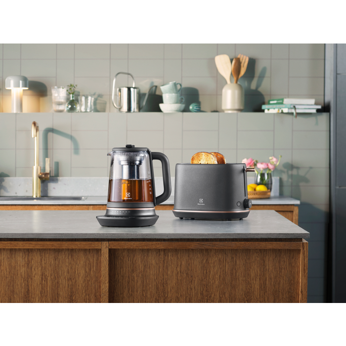 Electrolux - Электрочайник - E7GK1-8BP
