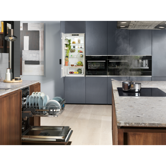 Electrolux - Індукційна - EIS8648
