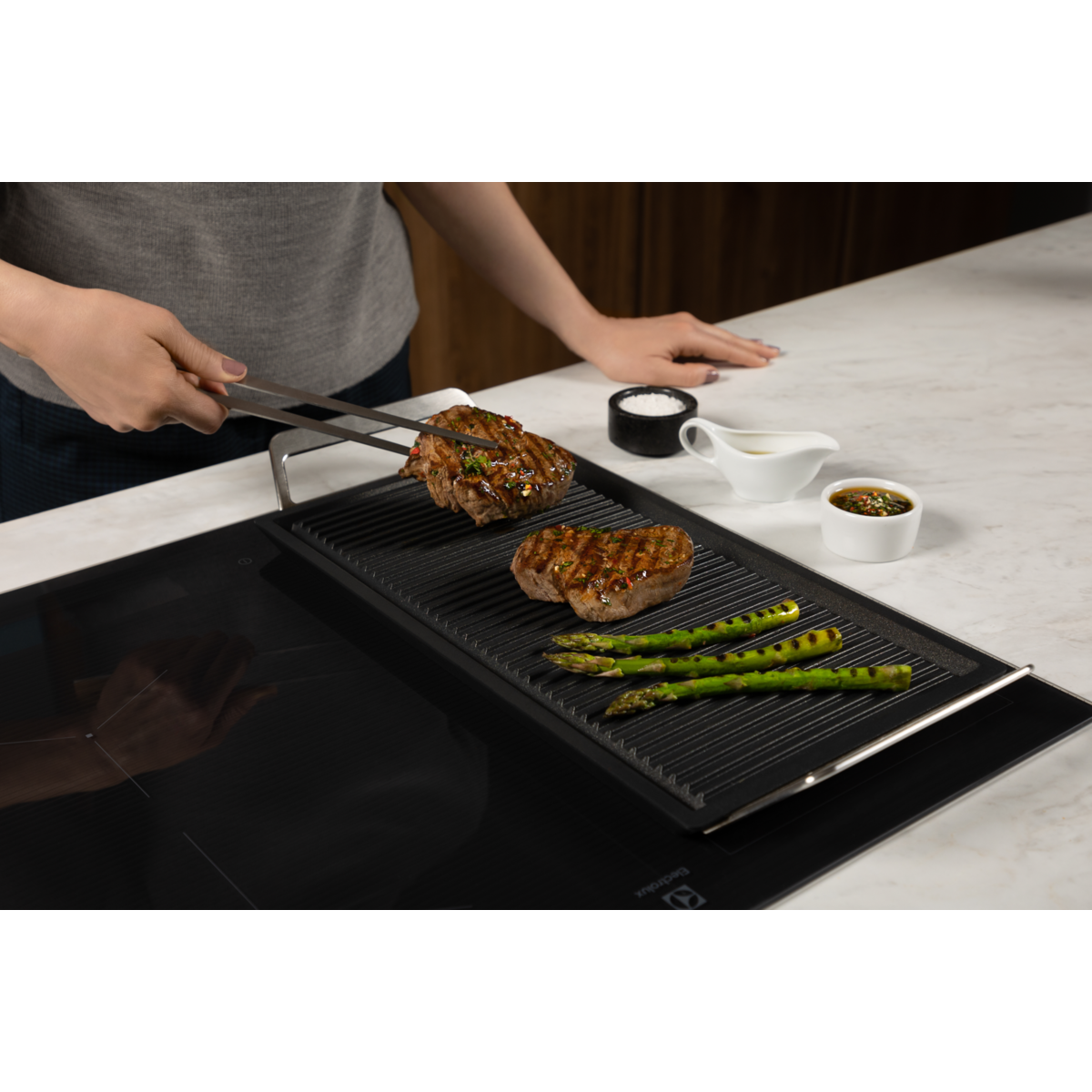 Electrolux - Гриль Планча - E9HL33