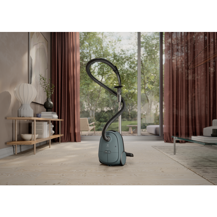 Electrolux - Мешковый пылесос - EB61C1OG