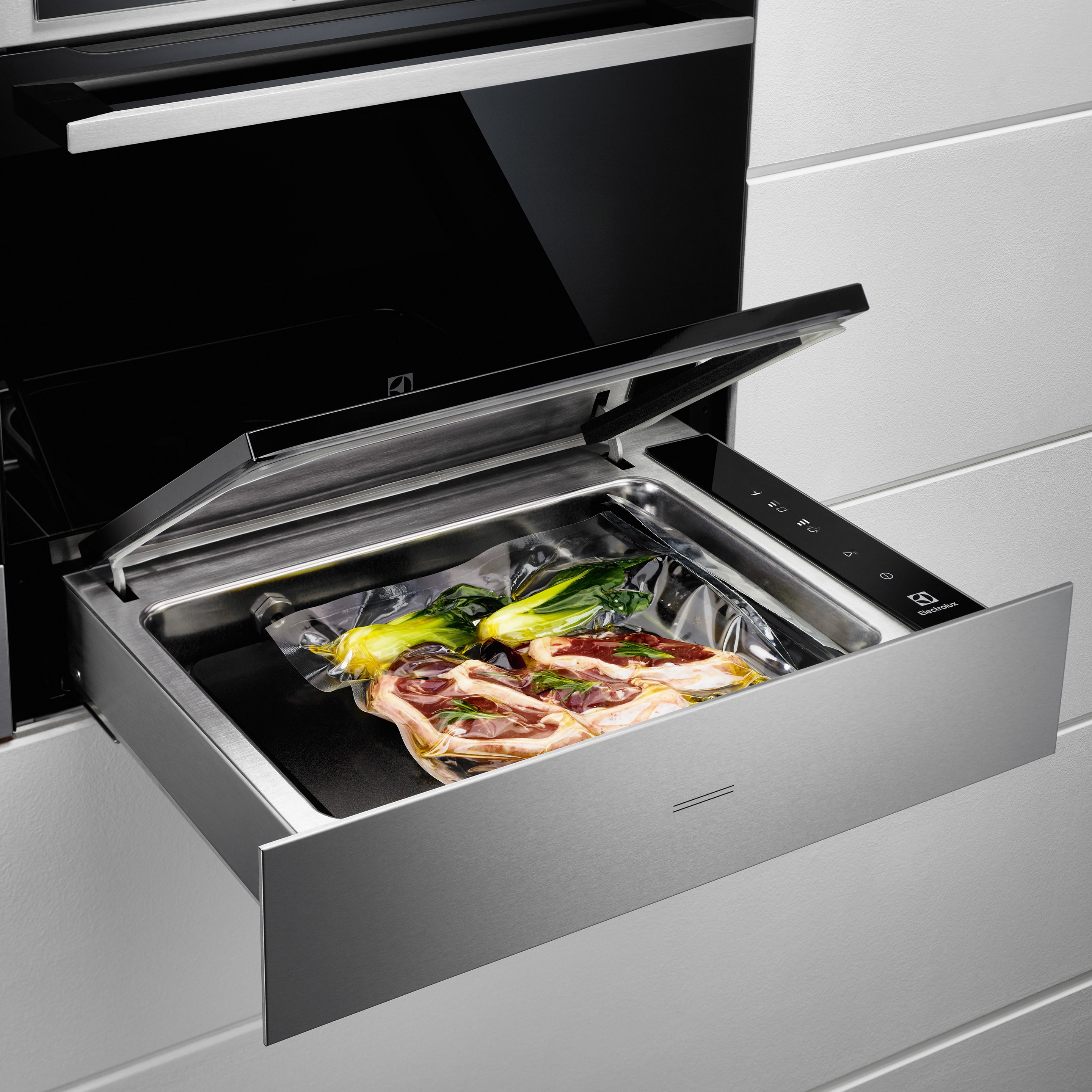 Машина для вакуумування «sous vide» від Electrolux