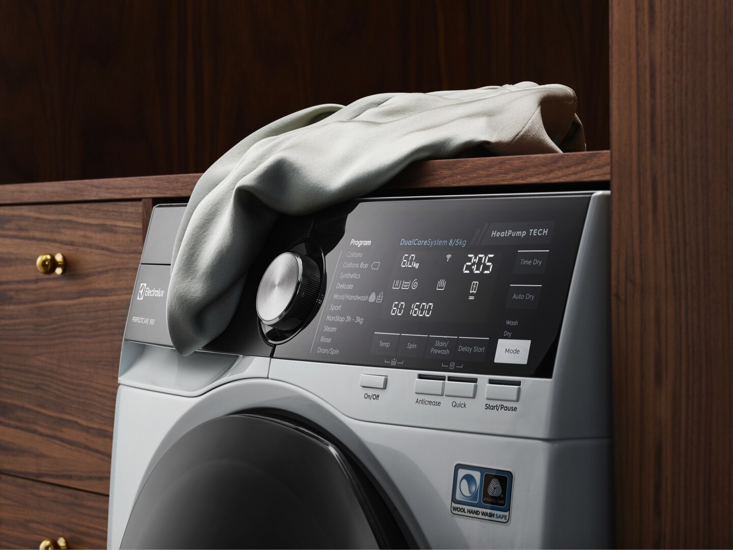 Close-up washing machine