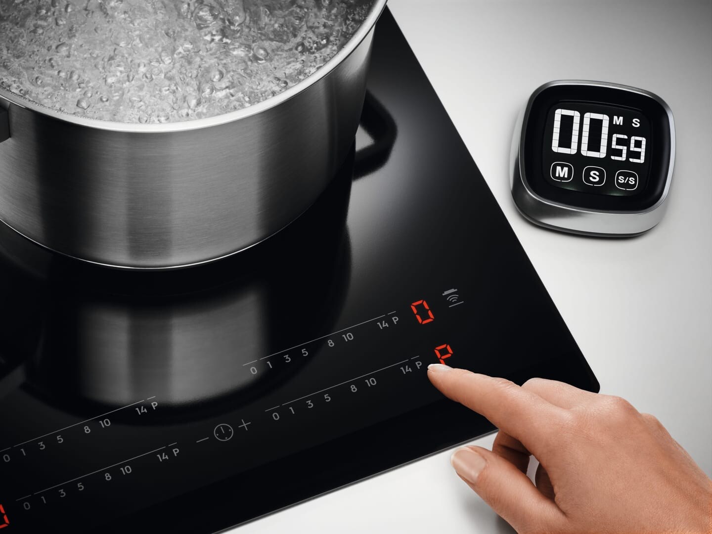 boiling water in pot