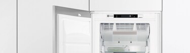 Вбудована морозильна камера Electrolux